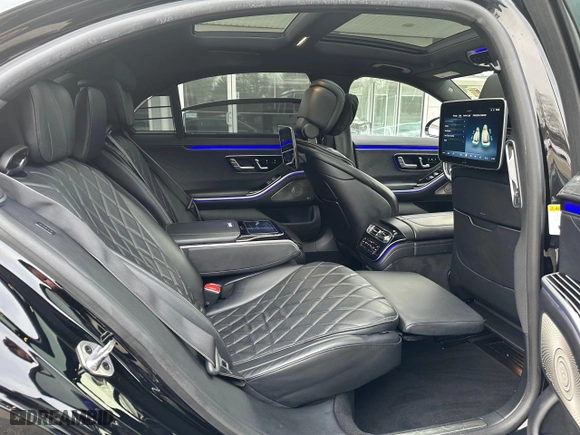 2021 Mercedes-Benz S-Class S 580 with VIN W1K6G7GB6MA025285, listed as a Copart auction lot 45211235 with 149,938 mi miles and Clean Title. Bid and sale history available at carsss.com. Image 6.