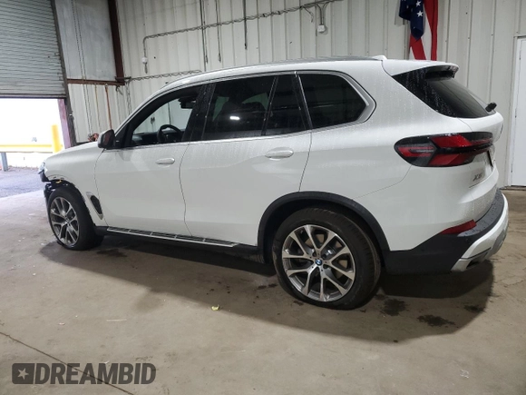 2025 BMW X5 xDrive40i with VIN 5UX23EU09S9Z39667, listed as a Copart auction lot 51668845 with 2,792 mi miles and Clean Title. Bid and sale history available at carsss.com. Image 2.