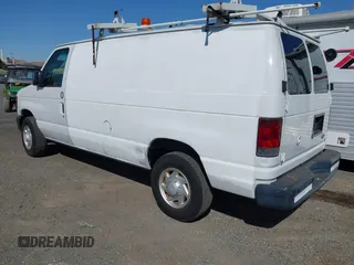 2008 Ford Econoline Cargo Commercial z VIN 1FTNE24L08DB53392, wystawiony jako IAAI lot #42557523 z przebiegiem 138 282 mil mil oraz . Historia ofert i sprzedaży dostępna na DreamBid. Obrazek 3.