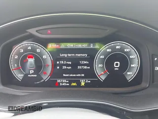 2021 Audi Q8 Prestige z VIN WA1CVBF11MD022043, wystawiony jako IAAI lot #41948487 z przebiegiem 35 738 mil mil oraz . Historia ofert i sprzedaży dostępna na DreamBid. Obrazek 7.