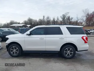 2019 Ford Expedition XLT with VIN 1FMJU1JT9KEA80164, listed as a IAAI auction lot 41907871 with 28,407 mi miles. Bid and sale history available at carsss.com. Image 15.