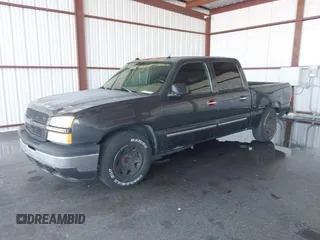 2005 Chevrolet Silverado 1500 LS with VIN 2GCEC13T951269781, listed as a IAAI auction lot 41886672 with 333,717 mi miles. Bid and sale history available at carsss.com. Image 2.