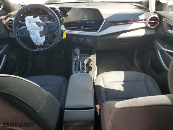 2024 Chevrolet Trax 1RS with VIN KL77LGE27RC117463, listed as a Copart auction lot 49253985 with 24,194 mi miles and Salvage Title. Bid and sale history available at carsss.com. Image 8.