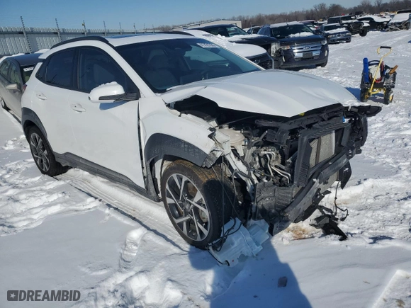 2022 Hyundai Kona Limited with VIN KM8K5CA3XNU811031, listed as a Copart auction lot 41421935 with 0 mi miles and Salvage Title. Bid and sale history available at carsss.com. Image 4.