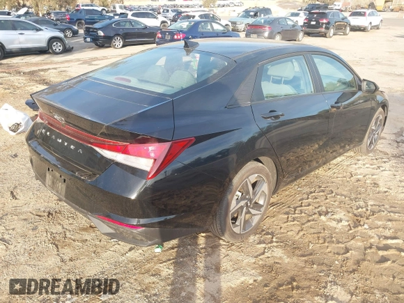 2023 Hyundai Elantra SEL z VIN KMHLS4AG2PU544539, wystawiony jako IAAI lot #41614190 z przebiegiem 4 128 mil mil oraz . Historia ofert i sprzedaży dostępna na DreamBid. Obrazek 4.