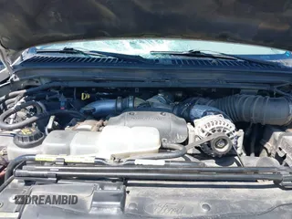 2001 Ford Excursion XLT with VIN 1FMSU41F81ED57806, listed as a IAAI auction lot 42016944 with 265,643 mi miles and . Bid and sale history available at DreamBid. Image 10.