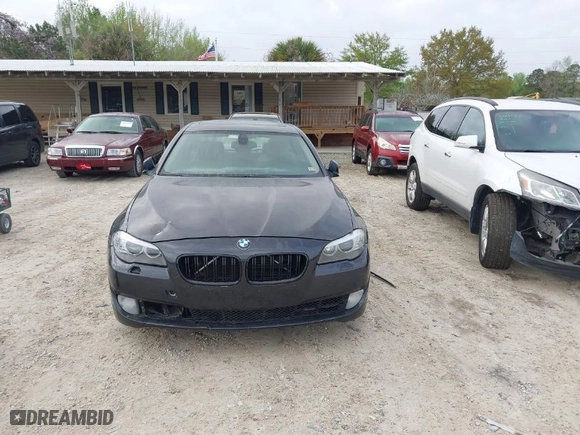 2012 BMW 5 Series 528i with VIN WBAXG5C58CDW24671, listed as a IAAI auction lot 41917583 with 167,098 mi miles. Bid and sale history available at carsss.com. Image 6.