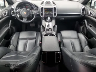 2014 Porsche Cayenne with VIN WP1AA2A21ELA96609, listed as a Copart auction lot 45819215 with 37,746 mi miles and Salvage Title. Bid and sale history available at DreamBid. Image 8.