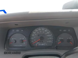 2000 Mercury Grand Marquis LS z VIN 2MEFM75W1YX673105, wystawiony jako IAAI lot #42050980 z przebiegiem 154 944 mil mil oraz . Historia ofert i sprzedaży dostępna na DreamBid. Obrazek 7.
