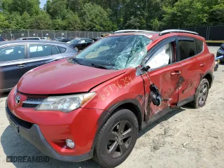 2015 Toyota RAV4 XLE with VIN JTMWFREV3FJ035202, listed as a Copart auction lot 65136354 with 105,367 mi miles and Salvage Title. Bid and sale history available at carsss.com. Image 1.