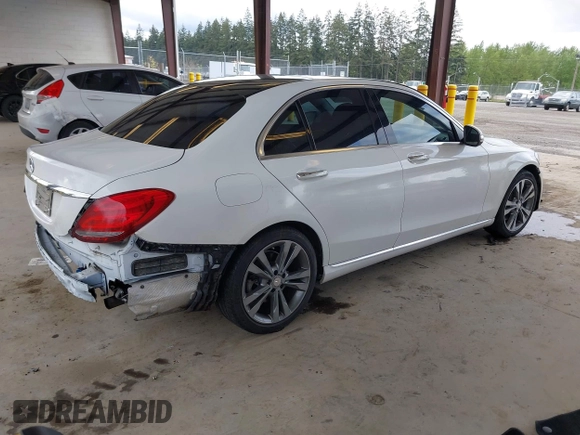 2015 Mercedes-Benz C 300 Luxury with VIN 55SWF4KB6FU023015, listed as a IAAI auction lot 42153797 with 47,639 mi miles and . Bid and sale history available at carsss.com. Image 4.