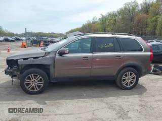 2008 Volvo XC90 I6 with VIN YV4CZ982281470871, listed as a IAAI auction lot 42026386 with 180,936 mi miles. Bid and sale history available at carsss.com. Image 14.