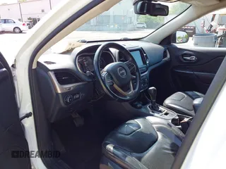2016 Jeep Cherokee Limited with VIN 1C4PJMDB2GW253553, listed as a IAAI auction lot 42802413 with 107,673 mi miles and . Bid and sale history available at DreamBid. Image 17.