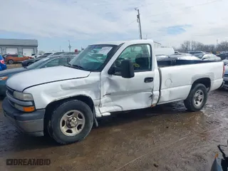 2002 Chevrolet Silverado 1500 with VIN 1GCEC14WX2Z146163, listed as a IAAI auction lot 41520765 with 195,742 mi miles. Bid and sale history available at carsss.com. Image 17.