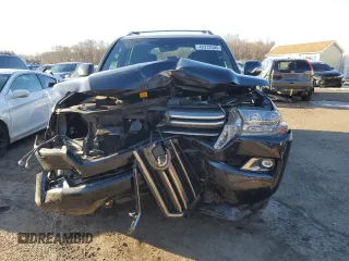 2020 Toyota Land Cruiser z VIN JTMCY7AJ4L4088909, wystawiony jako Copart lot #42312505 z przebiegiem 32 665 mil mil oraz Szkoda całkowita • Salvage title. Historia ofert i sprzedaży dostępna na DreamBid. Obrazek 5.