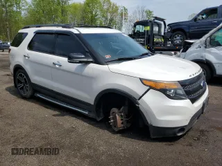 2013 Ford Explorer Sport with VIN 1FM5K8GT1DGC40276, listed as a Copart auction lot 50887045 with 211,993 mi miles and Clean Title. Bid and sale history available at carsss.com. Image 4.