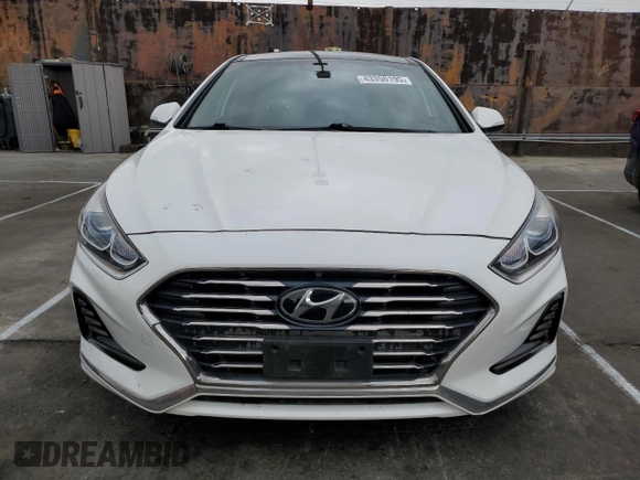 2018 Hyundai Sonata Hybrid Limited with VIN KMHE34L35JA083412, listed as a Copart auction lot 43350195 with 106,217 mi miles and Clean Title. Bid and sale history available at carsss.com. Image 5.