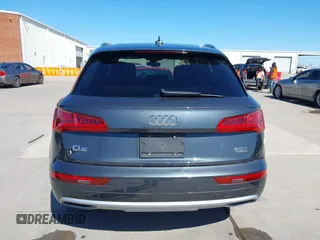 2018 Audi Q5 Premium Plus with VIN WA1BNAFY8J2107696, listed as a IAAI auction lot 41765883 with 75,363 mi miles. Bid and sale history available at carsss.com. Image 17.