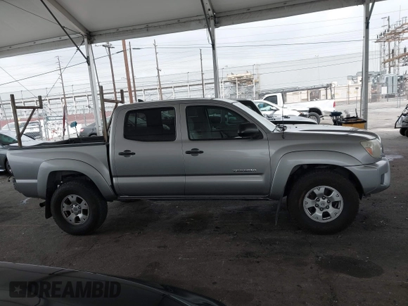 2015 Toyota Tacoma PreRunner with VIN 3TMJU4GN3FM186933, listed as a IAAI auction lot 42105924 with 362,965 mi miles and . Bid and sale history available at DreamBid. Image 14.
