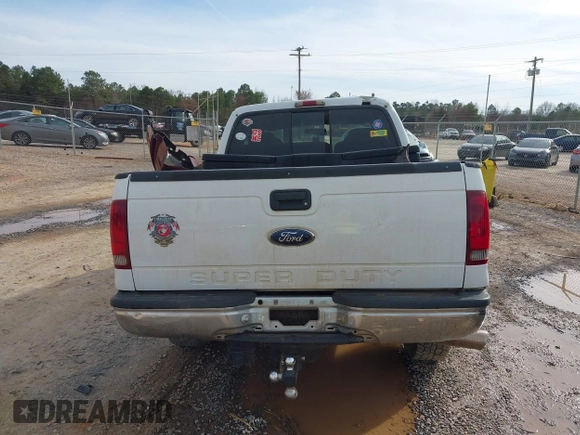 2000 Ford F-250 XL z VIN 1FTNX21F7YEC15664, wystawiony jako IAAI lot #41600552 z przebiegiem 340 100 mil mil oraz . Historia ofert i sprzedaży dostępna na DreamBid. Obrazek 16.