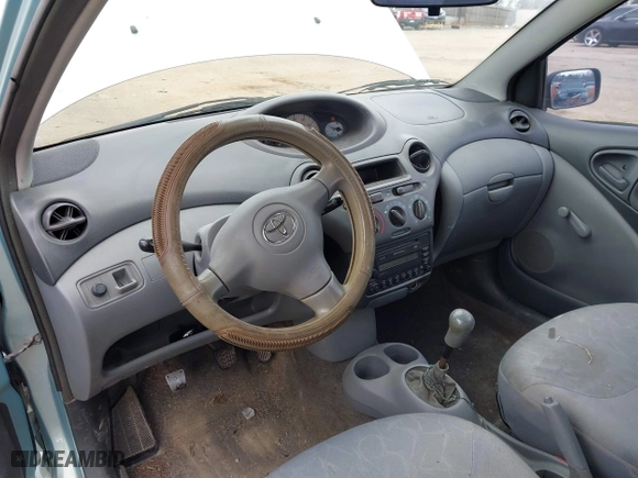 2003 Toyota ECHO with VIN JTDAT123030260007, listed as a IAAI auction lot 41726850 with 267,356 mi miles. Bid and sale history available at carsss.com. Image 13.