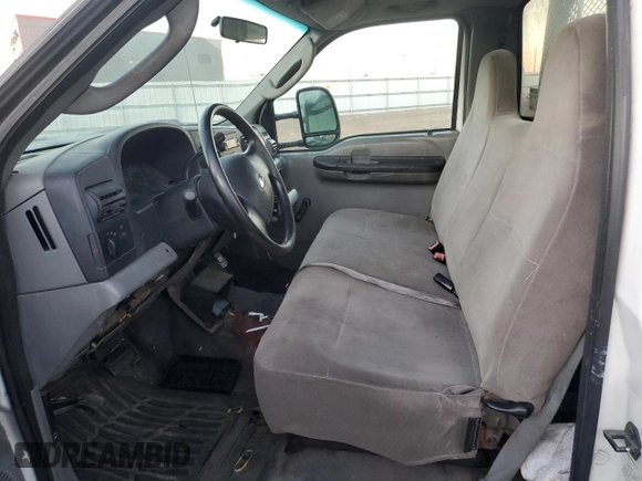 2005 Ford F-450 with VIN 1FDXF46P65ED12547, listed as a Copart auction lot 43158715 with 230,920 mi miles and Salvage title. Bid and sale history available at DreamBid. Image 7.