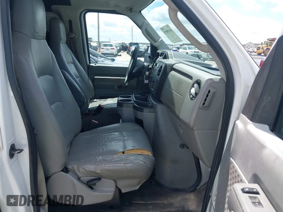 2011 Ford Econoline Cargo Commercial with VIN 1FTNE1EW6BDA58877, listed as a IAAI auction lot 40198855 with 179,416 mi miles and . Bid and sale history available at carsss.com. Image 5.