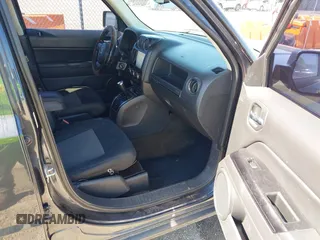 2014 Jeep Patriot Latitude with VIN 1C4NJPFB5ED624378, listed as a IAAI auction lot 42195410 with 234,059 mi miles and . Bid and sale history available at carsss.com. Image 5.