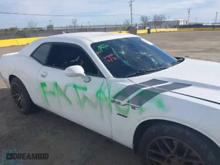 2015 Dodge Challenger R/T with VIN 2C3CDZAT3FH733392, listed as a IAAI auction lot 41633070 with 145,074 mi miles. Bid and sale history available at carsss.com. Image 6.