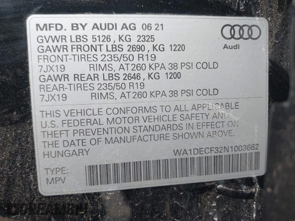 2022 Audi Q3 S line Premium z VIN WA1DECF32N1003662, wystawiony jako IAAI lot #41581740 z przebiegiem 29 980 mil mil oraz . Historia ofert i sprzedaży dostępna na DreamBid. Obrazek 9.