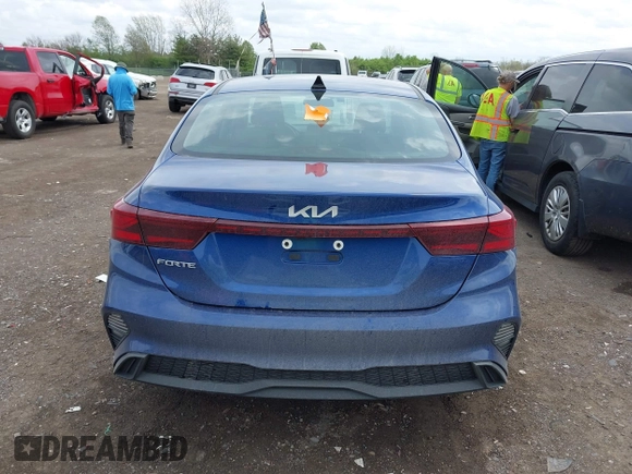 2024 Kia Forte LXS with VIN 3KPF24AD8RE735701, listed as a IAAI auction lot 42080715 with 21,401 mi miles and . Bid and sale history available at DreamBid. Image 16.