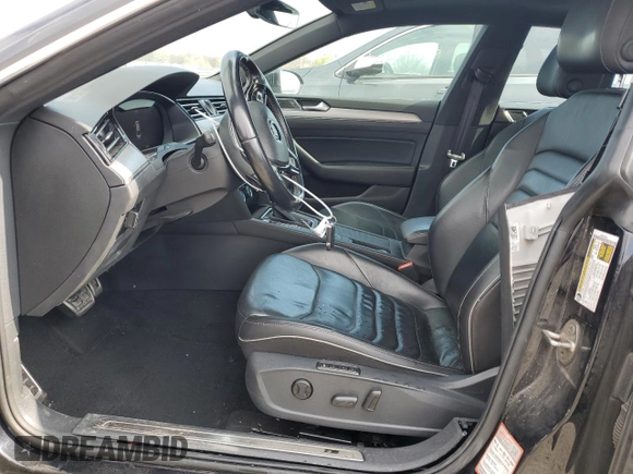 2019 Volkswagen Arteon SEL R-Line с VIN WVWSR7AN4KE021960, выставлен на аукционе Copart как лот 46308964 с пробегом 70 375 миль миль и . История ставок и продаж доступна на DreamBid. Изображение 7.