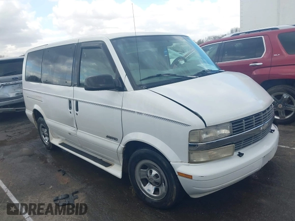 1998 Chevrolet Astro with VIN 1GNDM19W4WB103476, listed as a IAAI auction lot 41735080 with 210,293 mi miles. Bid and sale history available at carsss.com. Image 13.