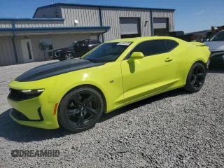 2019 Chevrolet Camaro 1LT z VIN 1G1FA1RX3K0155165, wystawiony jako Copart lot #52343325 z przebiegiem 54 665 mil mil oraz Szkoda całkowita • Salvage title. Historia ofert i sprzedaży dostępna na DreamBid. Obrazek 1.