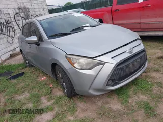 2019 Toyota Yaris L z VIN 3MYDLBYV1KY500070, wystawiony jako IAAI lot #41933128 z przebiegiem Nie podano mil oraz . Historia ofert i sprzedaży dostępna na DreamBid. Obrazek 1.