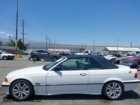 1995 BMW 3 Series 325i with VIN WBABJ6320SJD38064, listed as a IAAI auction lot 42671067 with 115,590 mi miles and . Bid and sale history available at DreamBid. Image 13.