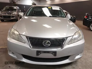 2009 Lexus IS 250 z VIN JTHCK262395033360, wystawiony jako IAAI lot #42064172 z przebiegiem 133 542 mil mil oraz . Historia ofert i sprzedaży dostępna na DreamBid. Obrazek 12.