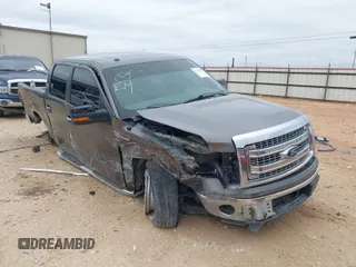 2014 Ford F-150 XL with VIN 1FTFW1EF2EFB89752, listed as a IAAI auction lot 41953199 with 88,979 mi miles. Bid and sale history available at carsss.com. Image 1.