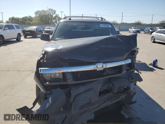 2005 Chevrolet Avalanche Z71 with VIN 3GNEK12ZX5G161600, listed as a Copart auction lot 74142544 with Not Provided miles and Non Repairable. Bid and sale history available at DreamBid. Image 5.