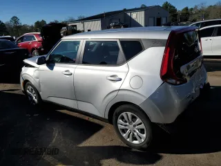 2020 Kia Soul LX with VIN KNDJ23AU9L7730177, listed as a Copart auction lot 42886624 with 28,316 mi miles and Salvage Title. Bid and sale history available at carsss.com. Image 2.