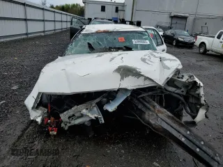 2003 Mercury Grand Marquis LS Premium with VIN 2MEFM75W13X667779, listed as a Copart auction lot 52869985 with 127,506 mi miles and Salvage Title. Bid and sale history available at DreamBid. Image 5.