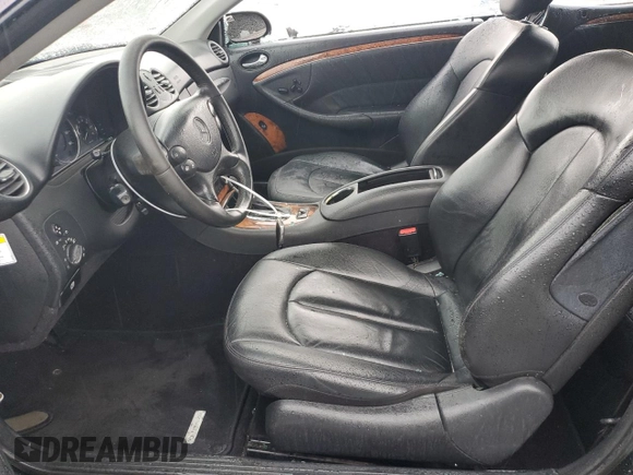 2008 Mercedes-Benz CLK 350 z VIN WDBTK56G08F234249, wystawiony jako Copart lot #60442525 z przebiegiem 121 204 mil mil oraz Szkoda całkowita • Salvage title. Historia ofert i sprzedaży dostępna na DreamBid. Obrazek 7.
