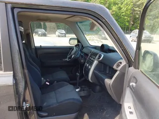 2006 Scion xB with VIN JTLKT324864061023, listed as a IAAI auction lot 41374882 with 181,179 mi miles. Bid and sale history available at carsss.com. Image 5.
