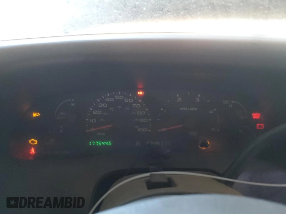2003 Ford Super Duty F-250 XL with VIN 1FTNX21P33ED65126, listed as a Copart auction lot 88113565 with 177,544 mi miles and Salvage Title. Bid and sale history available at carsss.com. Image 9.
