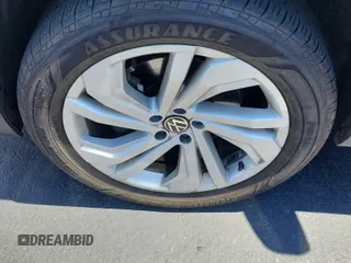 2023 Volkswagen Atlas SE с VIN 1V2HR2CA5PC526012, выставлен на аукционе IAAI как лот 42796408 с пробегом 41 216 миль миль и . История ставок и продаж доступна на DreamBid. Изображение 1.