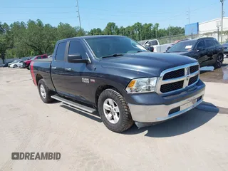 2016 Ram 1500 Big Horn z VIN 1C6RR6GT5GS240599, wystawiony jako IAAI lot #42345918 z przebiegiem 259 032 mil mil oraz . Historia ofert i sprzedaży dostępna na DreamBid. Obrazek 1.