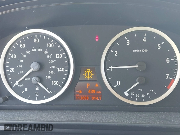 2007 BMW 5 Series 525i with VIN WBANE53597CY04993, listed as a IAAI auction lot 42092078 with 113,698 mi miles and . Bid and sale history available at carsss.com. Image 7.