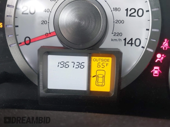2011 Honda Pilot EX-L with VIN 5FNYF4H59BB042308, listed as a IAAI auction lot 41635511 with 196,736 mi miles and . Bid and sale history available at carsss.com. Image 15.