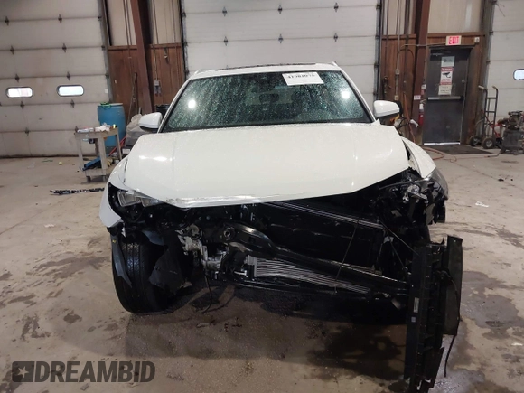 2021 Audi Q3 S line Premium with VIN WA1DECF36M1021600, listed as a IAAI auction lot 41081075 with 40,860 mi miles and . Bid and sale history available at DreamBid. Image 6.