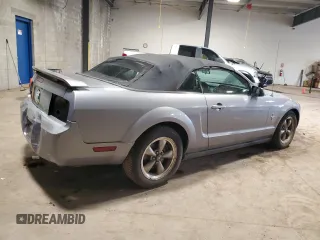 2006 Ford Mustang Standard with VIN 1ZVFT84N065164086, listed as a Copart auction lot 55291645 with 329,677 mi miles and Salvage Title. Bid and sale history available at carsss.com. Image 3.